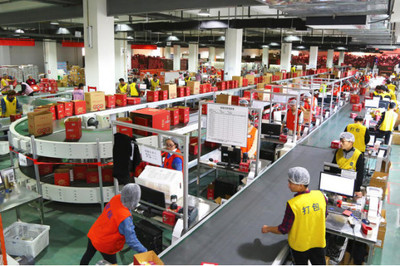 百草味 一顆堅果如何成長為新零售“大IP”食品銷售典范